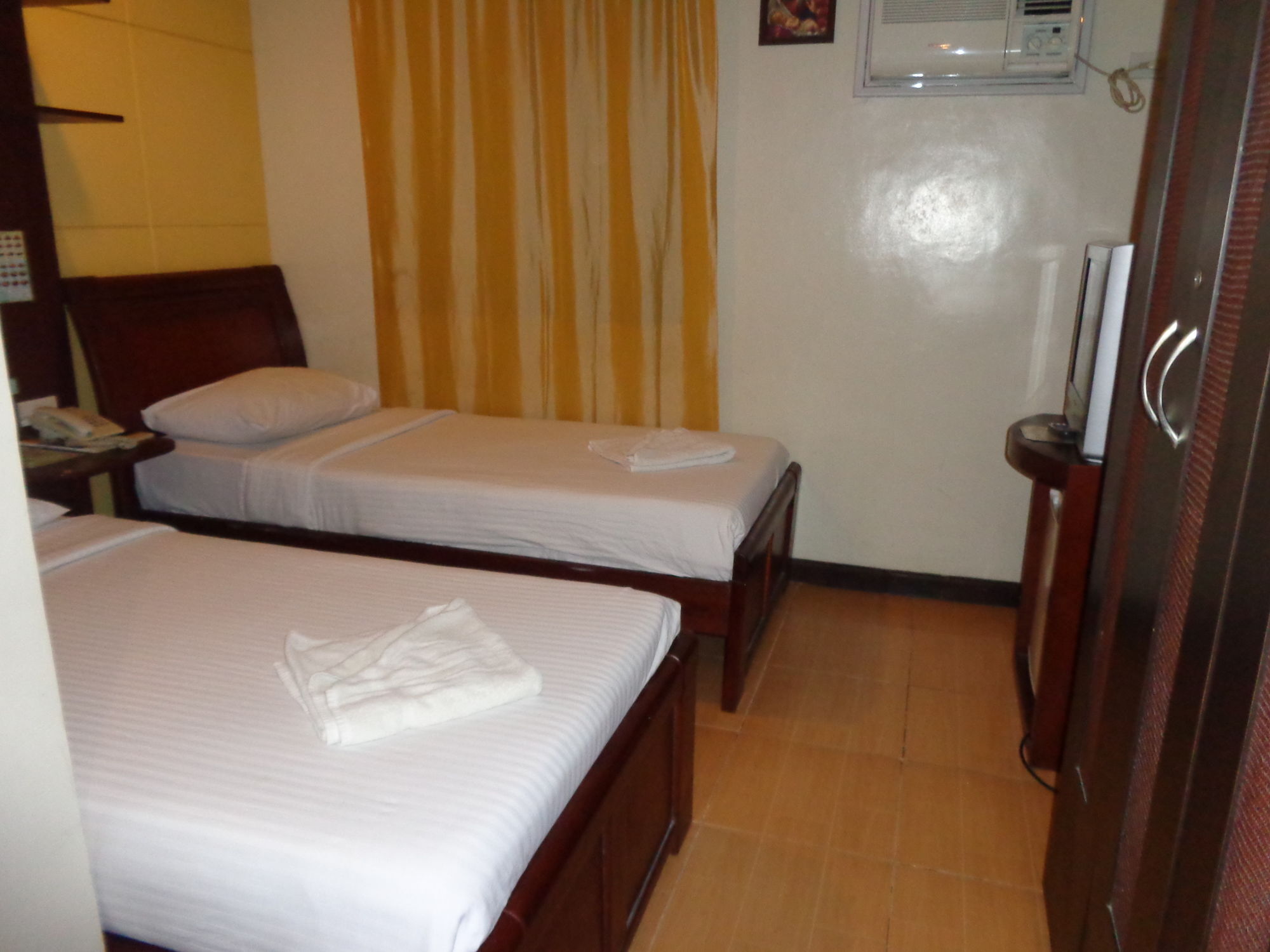 Hotel One Lourdes Dormitel Iloilo City Exteriér fotografie